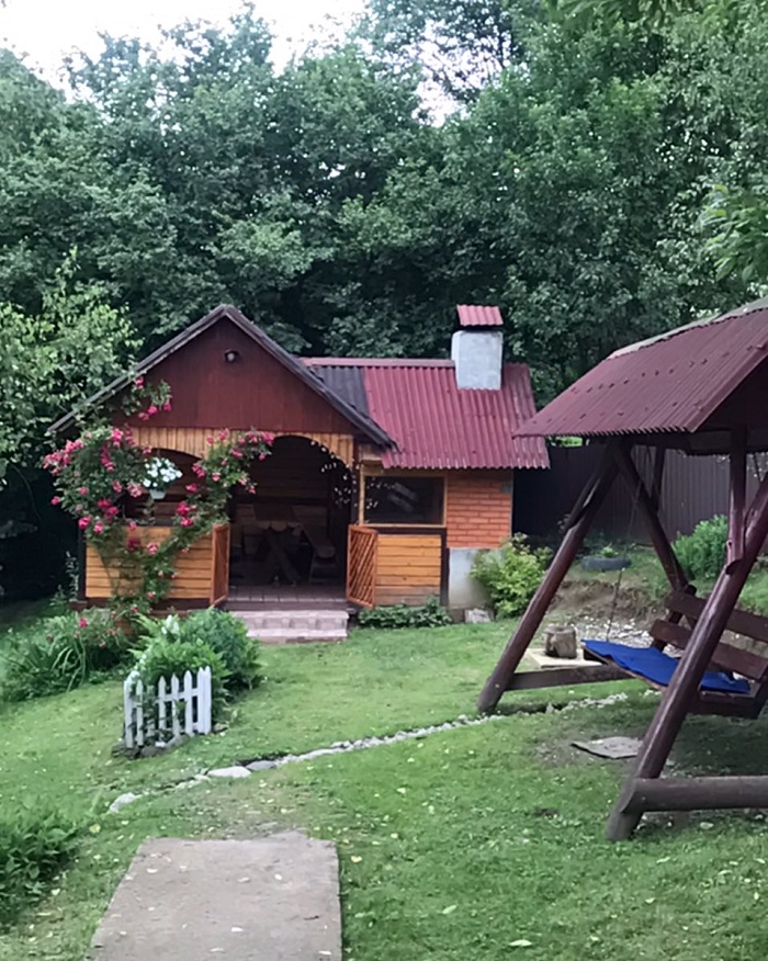 Котеджі «НА ЛОНІ ПРИРОДИ», Славське