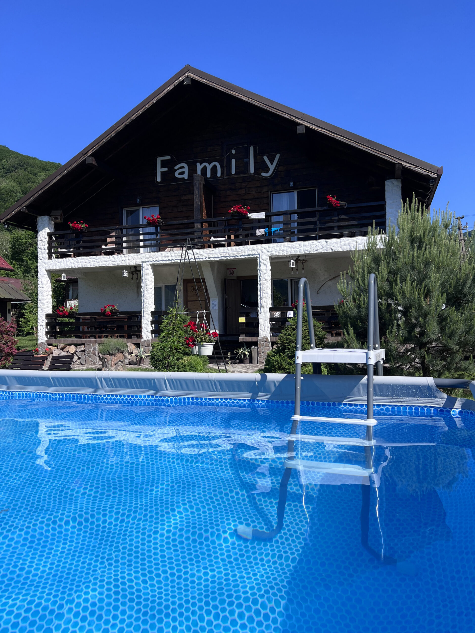 «CHALET FAMILY»