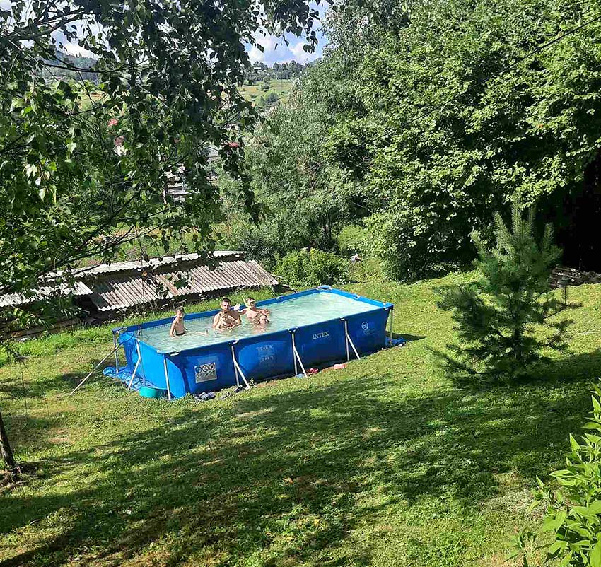 Котеджі «НА ЛОНІ ПРИРОДИ», Славське