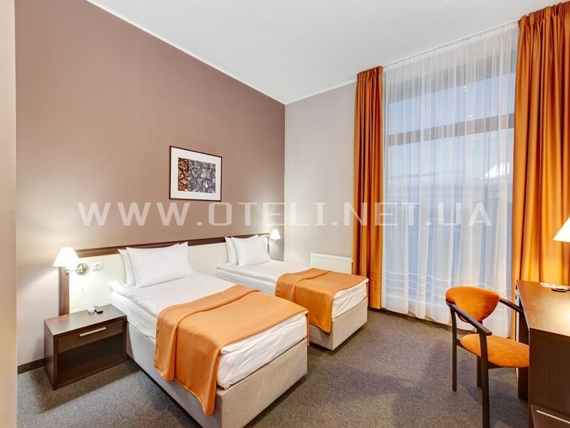 Готель «Ramada Lviv», Львів