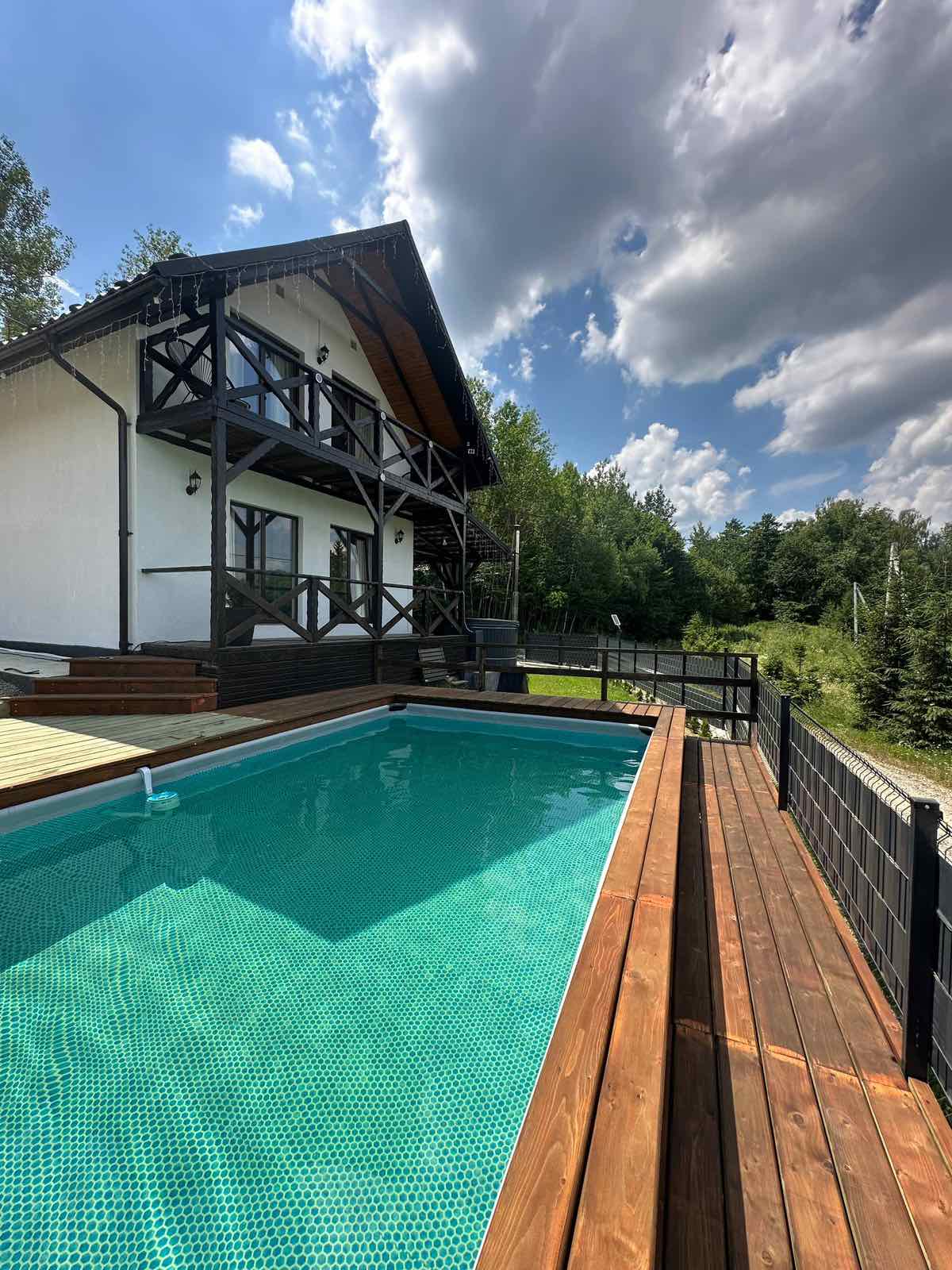 Котедж «ZOZULYA HOUSE», Іспас